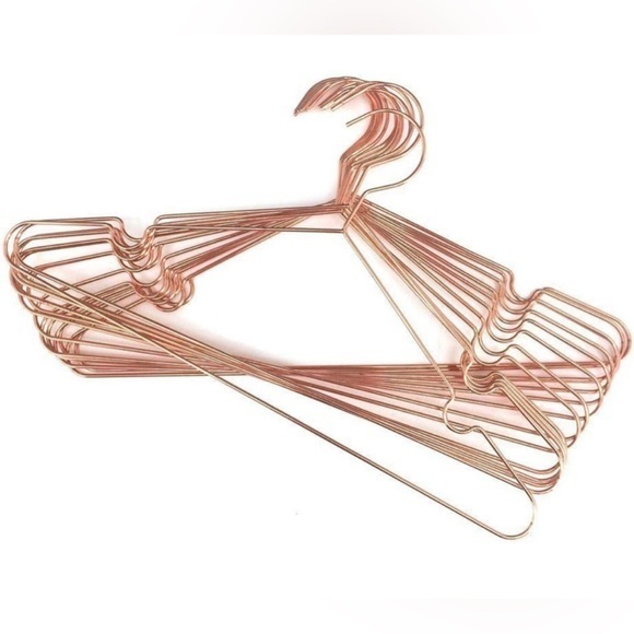 Rose Gold Copper Heavy Duty Strong Metal Clothes Hangers - 30 Pack